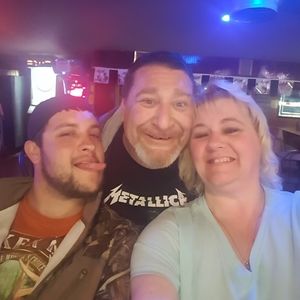 Meet your Posher, Kenneth